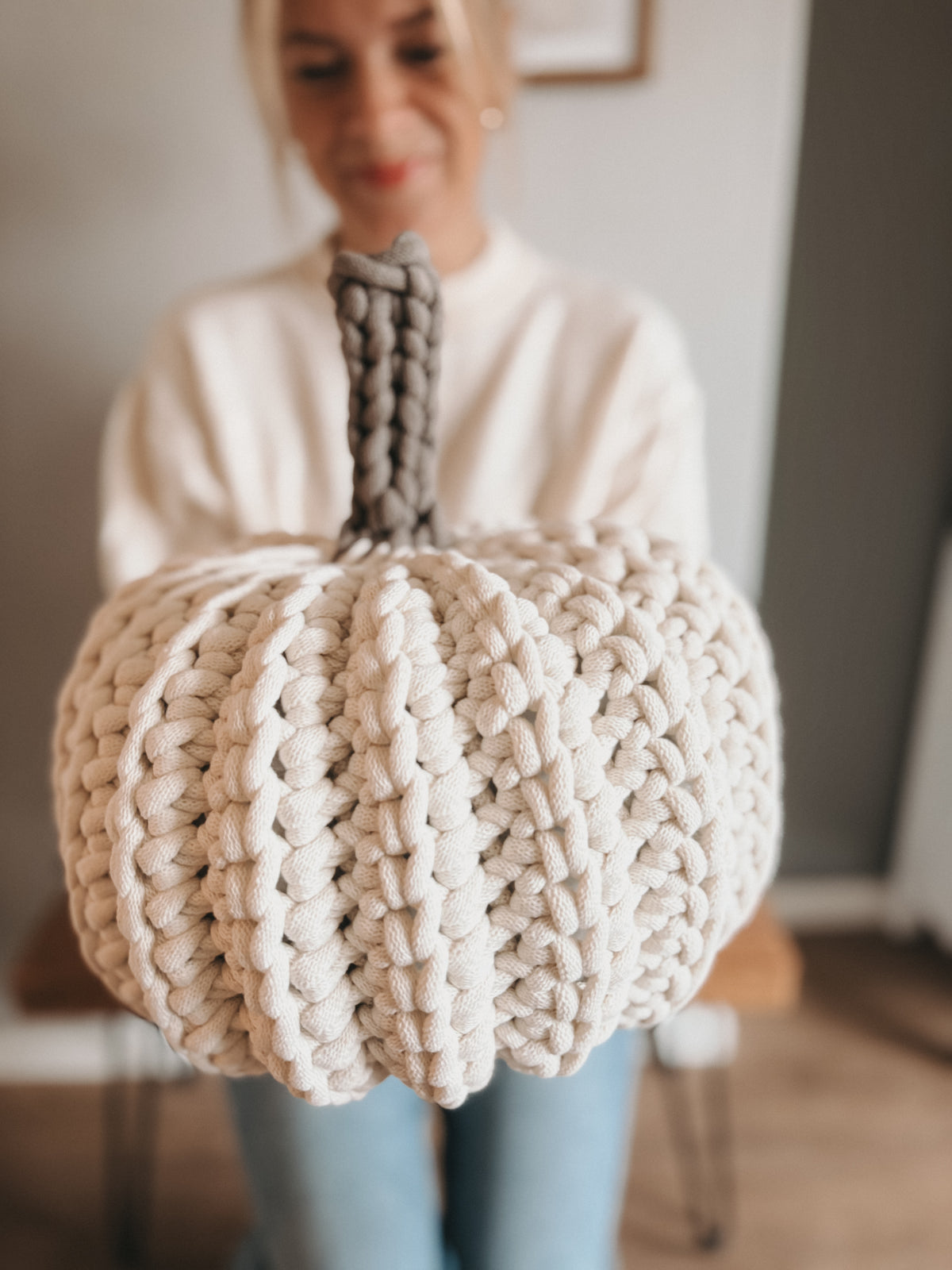 Häkel-Kürbis XL aus Baumwollkordel | Herbstdeko, Cozy Autumn, Handmade Pumpkin