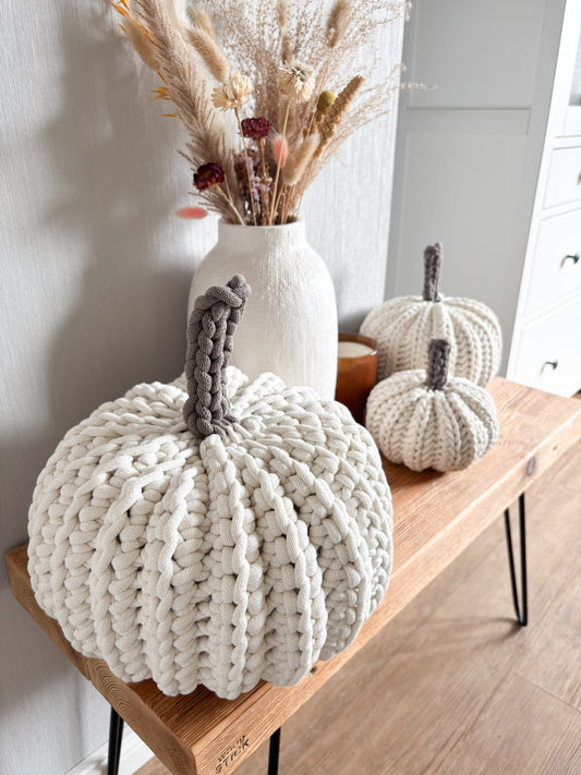 Häkel-Kürbis XL aus Baumwollkordel | Herbstdeko, Cozy Autumn, Handmade Pumpkin