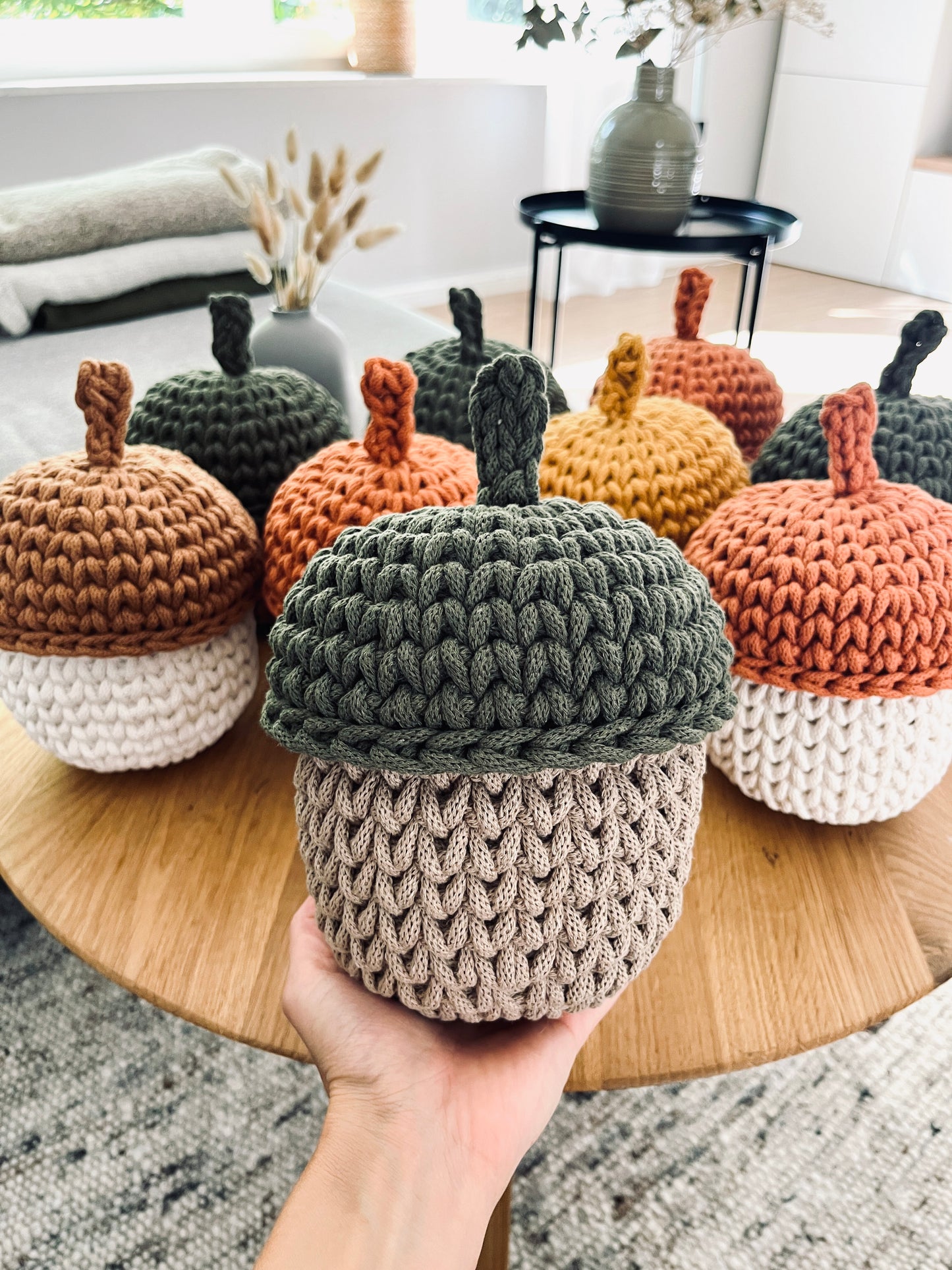Häkelkorb „Eichel“ Korb Utensilo Aufbewahrung Geschenkideen, Acorn, Herbstdeko