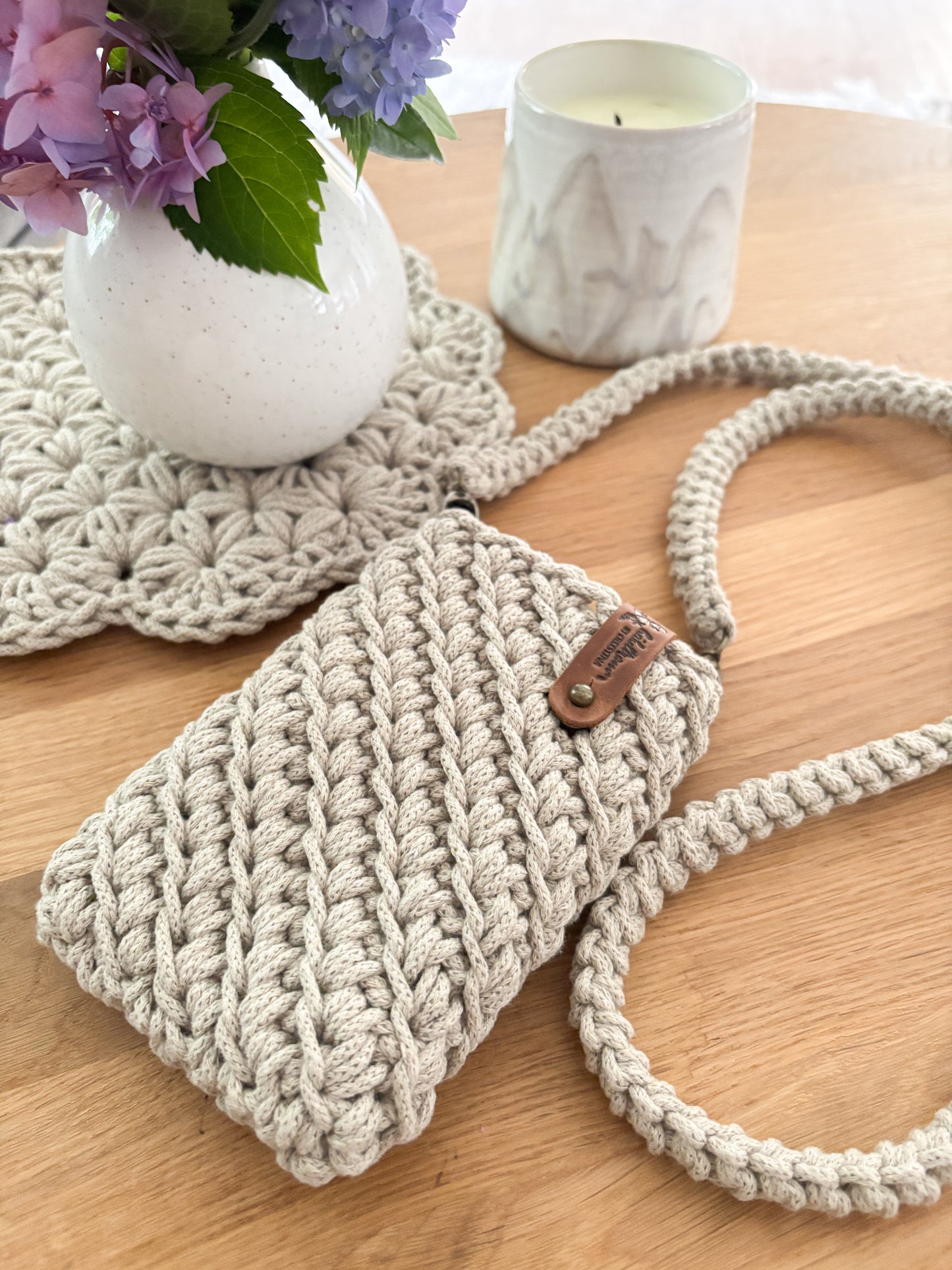 Handytasche Crossbodybag gehäkelt Umhängetasche Smartphone