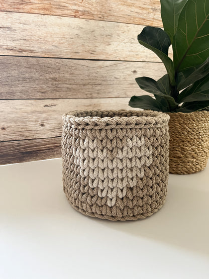 Häkelkorb,  „Herz“ Muttertag, Geschenkidee, Utensilo Aufbewahrung ,Kinderzimmer