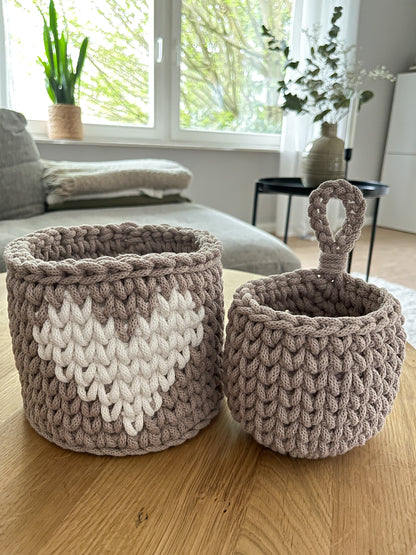 Häkelkorb,  „Herz“ Muttertag, Geschenkidee, Utensilo Aufbewahrung ,Kinderzimmer