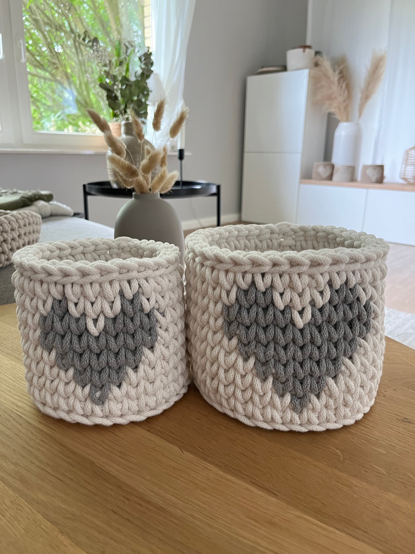 Häkelkorb,  „Herz“ Muttertag, Geschenkidee, Utensilo Aufbewahrung ,Kinderzimmer