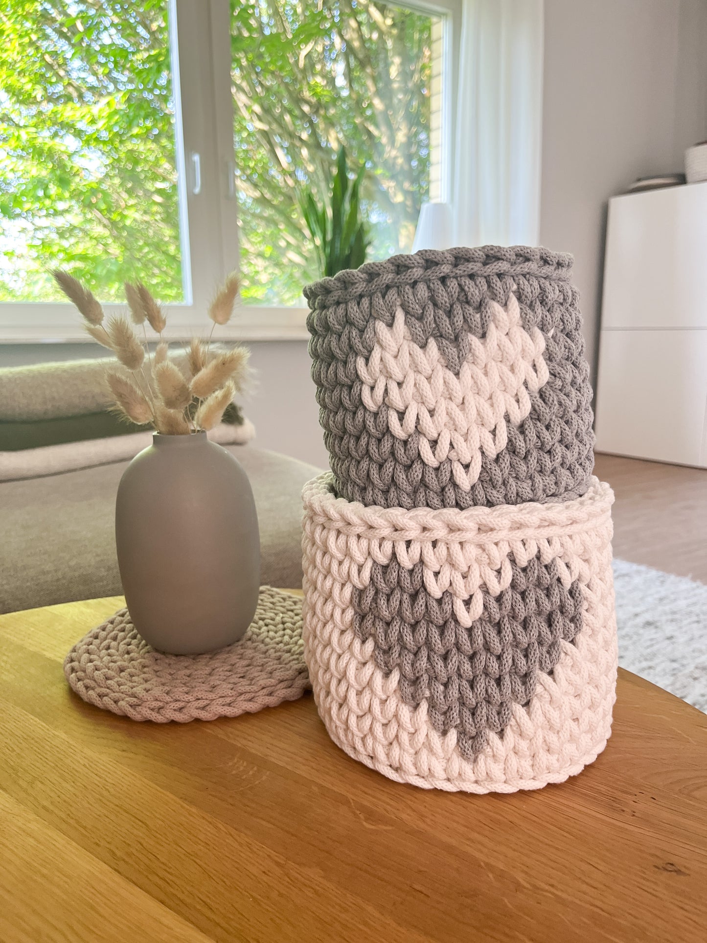 Häkelkorb,  „Herz“ Muttertag, Geschenkidee, Utensilo Aufbewahrung ,Kinderzimmer