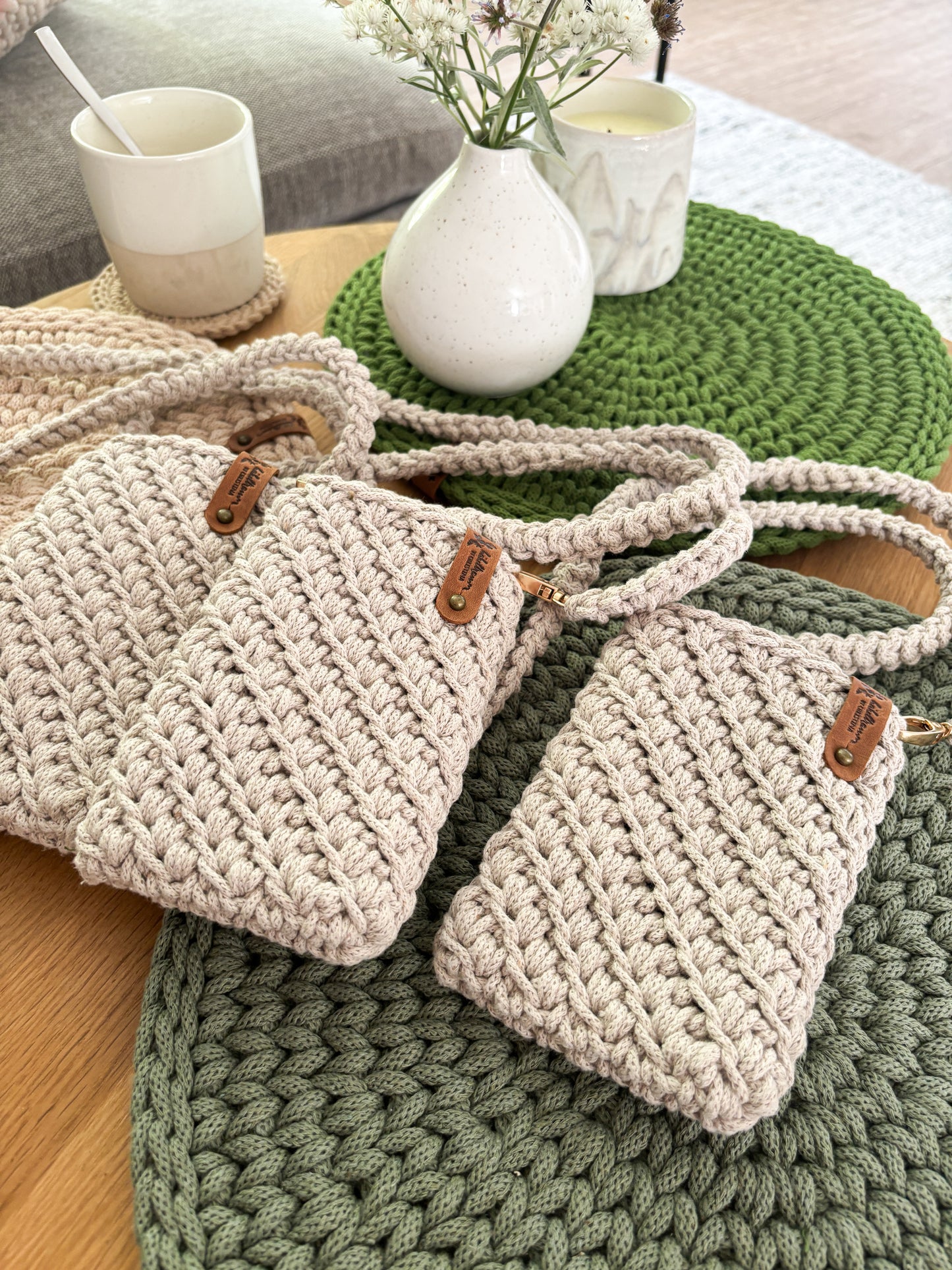 Handytasche Crossbodybag gehäkelt Umhängetasche Smartphone