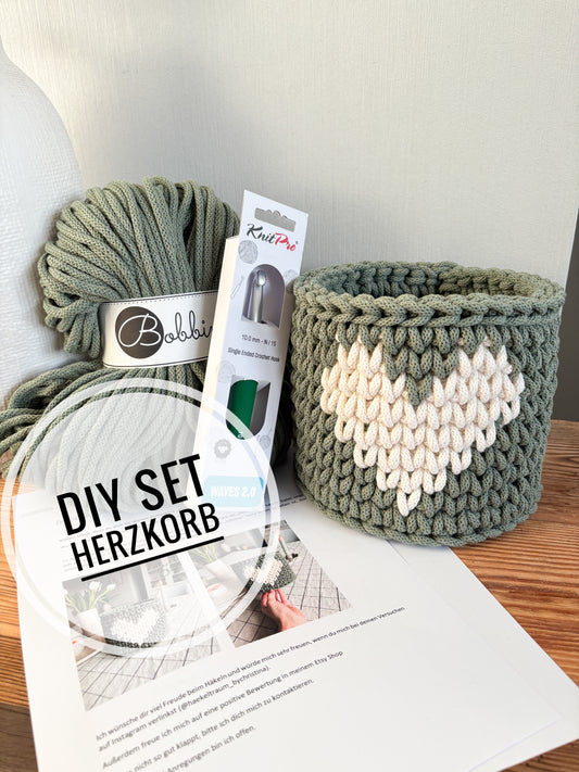 DIY Set+DEUTSCHE Anleitung für ein Herzkorb "Herz" - Design von Haekeltraum_byChristina