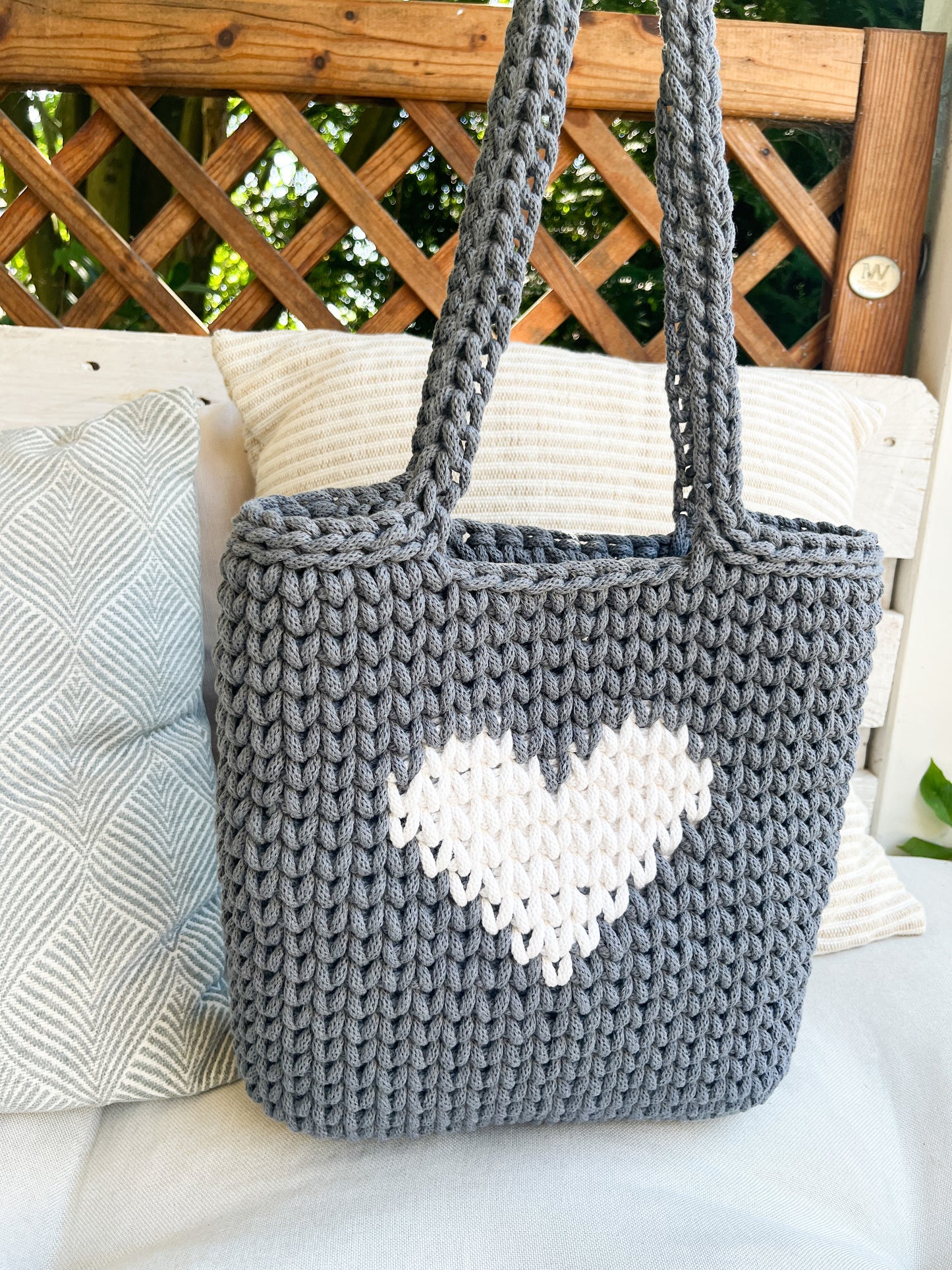 Häkeltasche "Herz" Shopper, Umhängetasche, Strandtasche,
