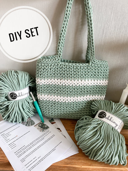 DIY Set+DEUTSCHE Anleitung für eine Tasche, Shopper im Strickstich von Haekeltraum_byChristina